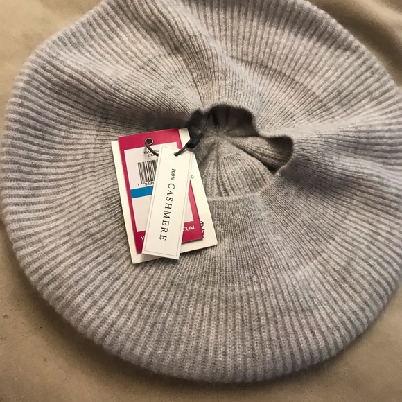 Vince Camuto cashmere beret - Picture 2 of 3